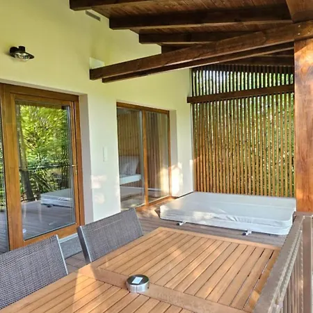 Apartament Mamor Kucko